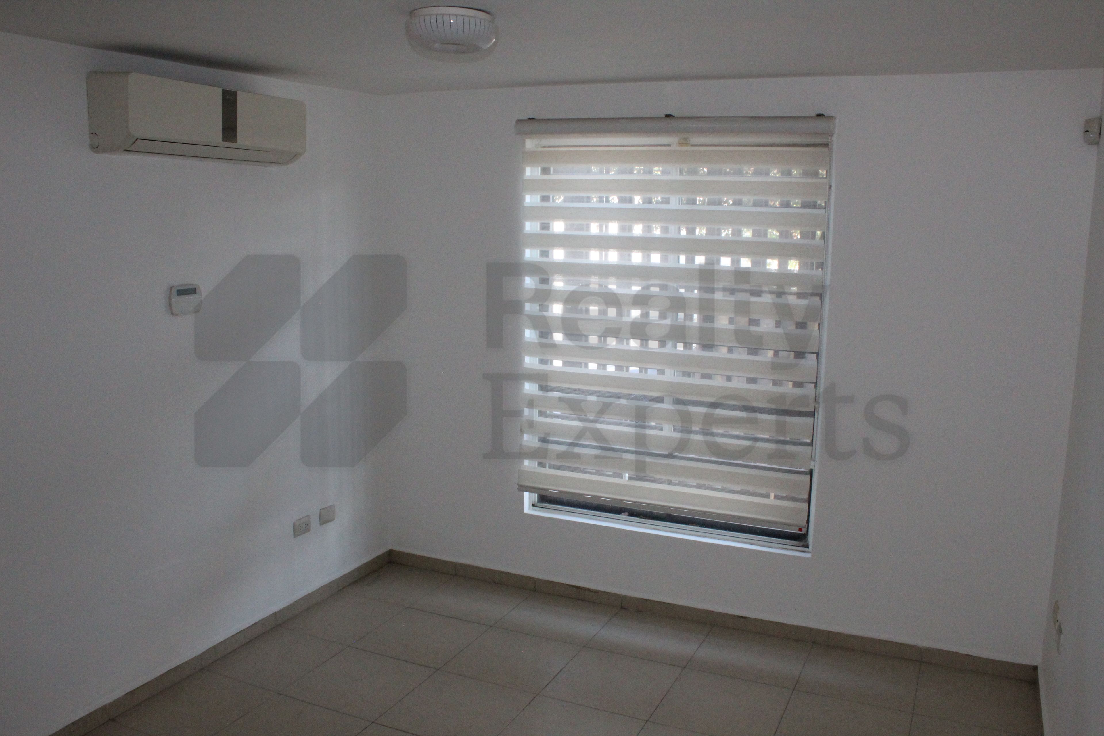 Casa en Renta en Capellanía Residencial