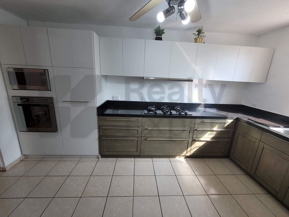Casa en Renta en Bosques de las Cumbres