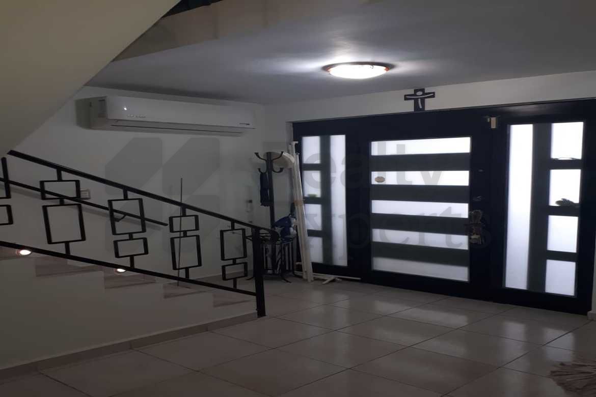 Casa en Venta en Barrio Acero
