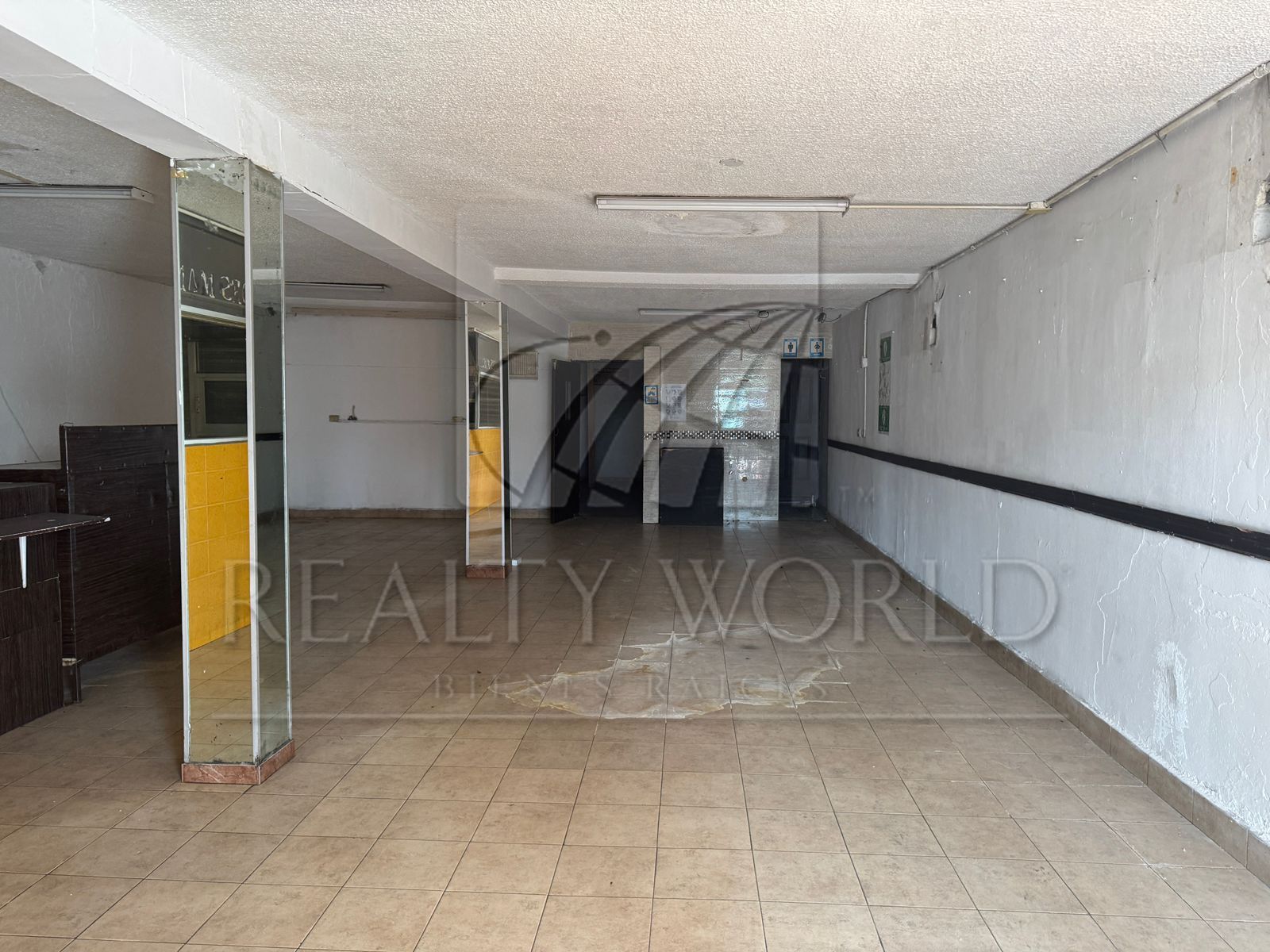 Local en Venta en Av Romulo Garza
