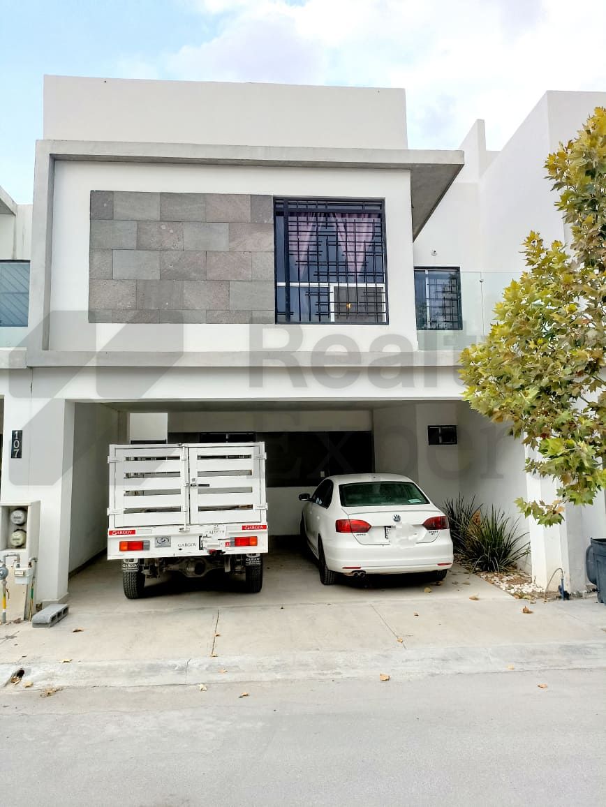 Casa en Renta en Recova Residencial