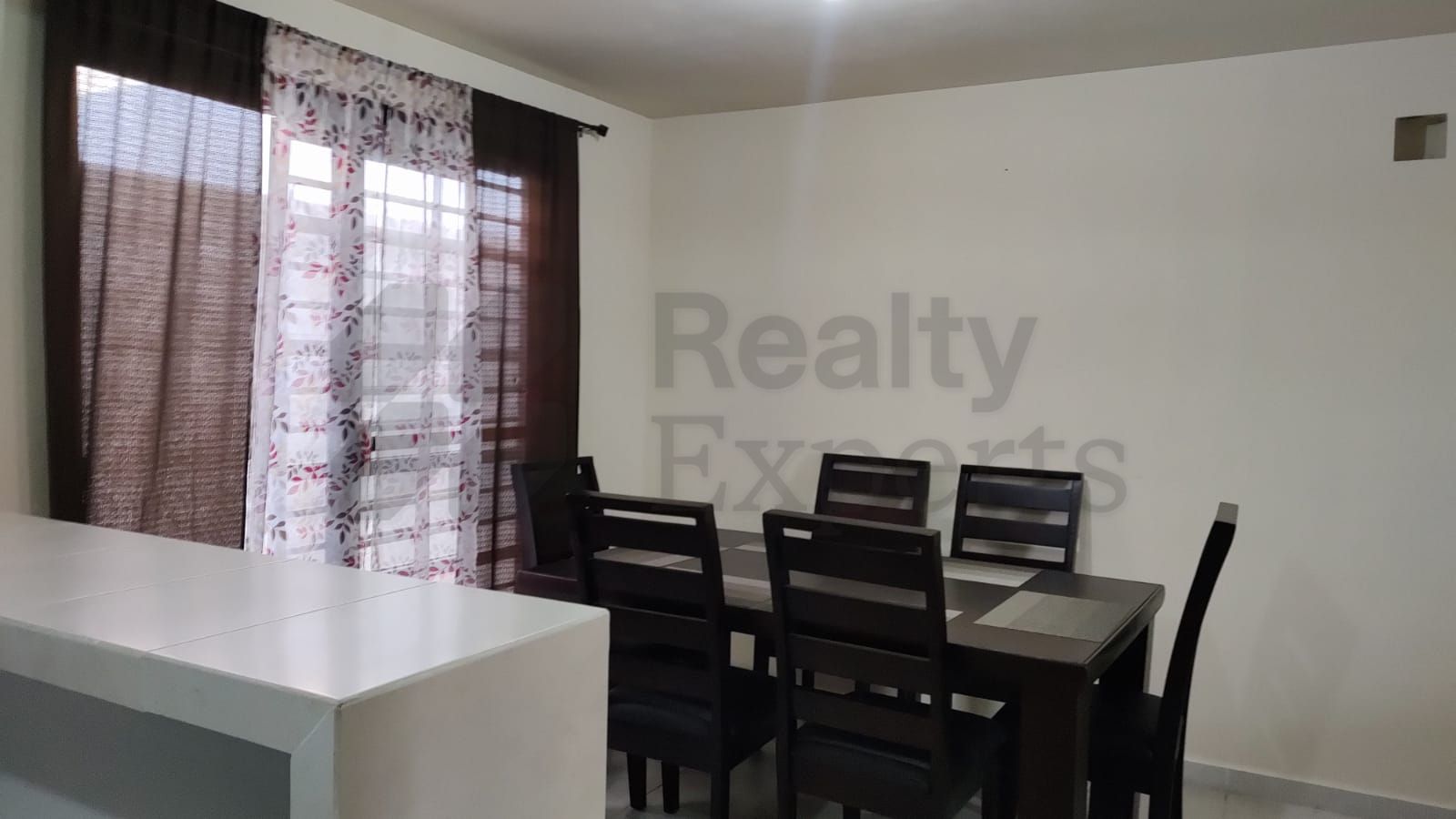 Casa en Renta en Misión de los Olivos