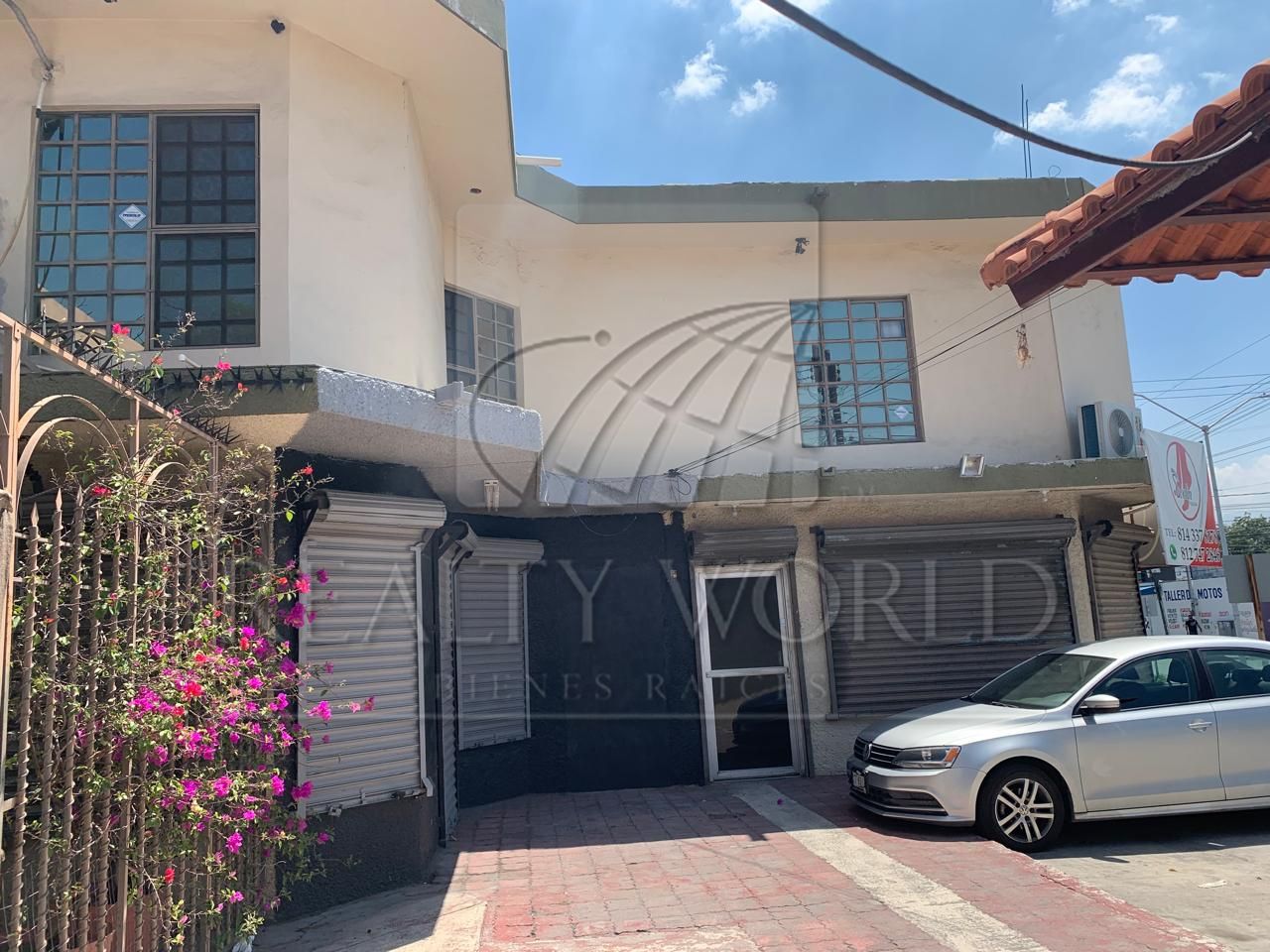 Edificio Mixto en Venta en Las Puentes Sector 4