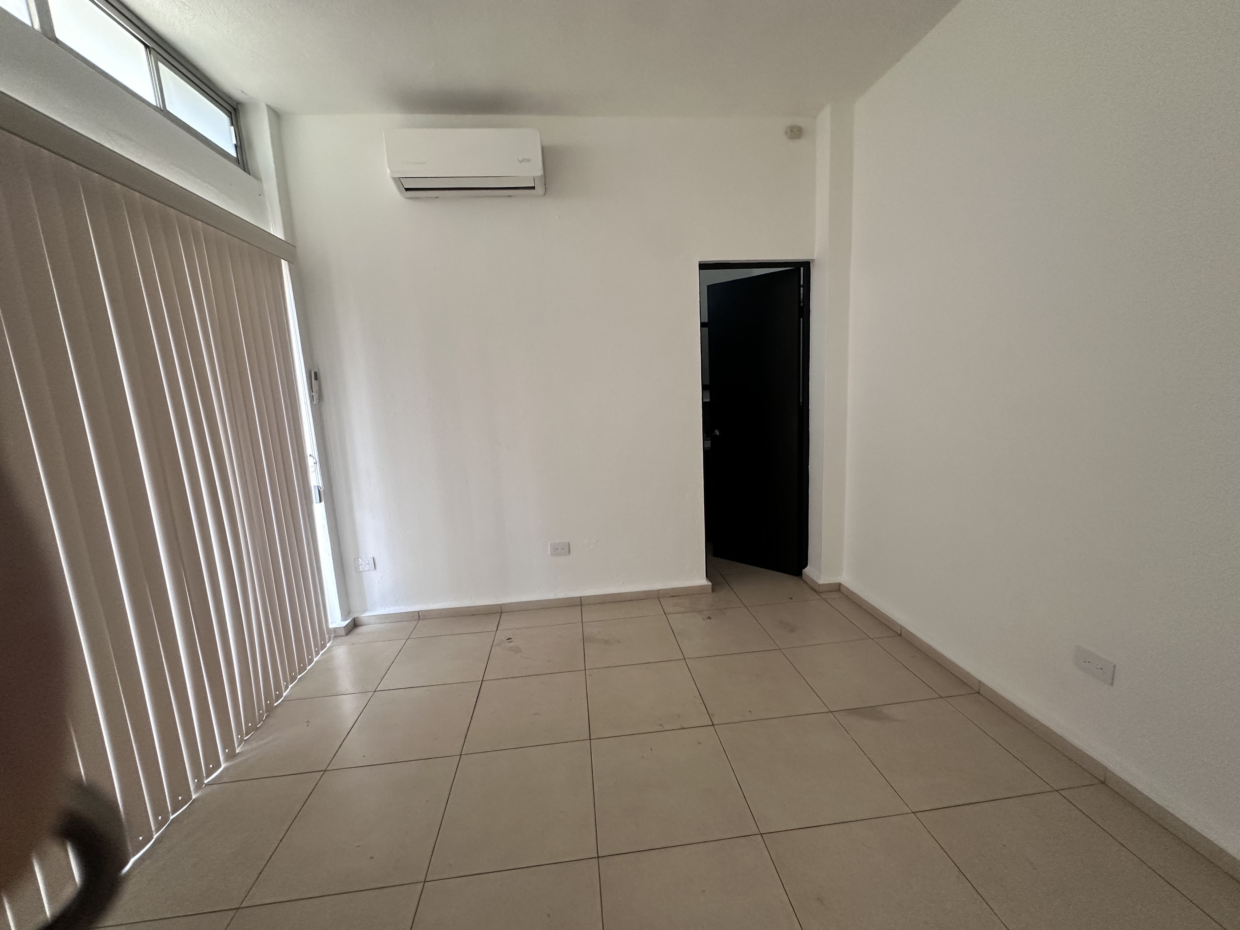 Local en Renta en Valle de las Brisas