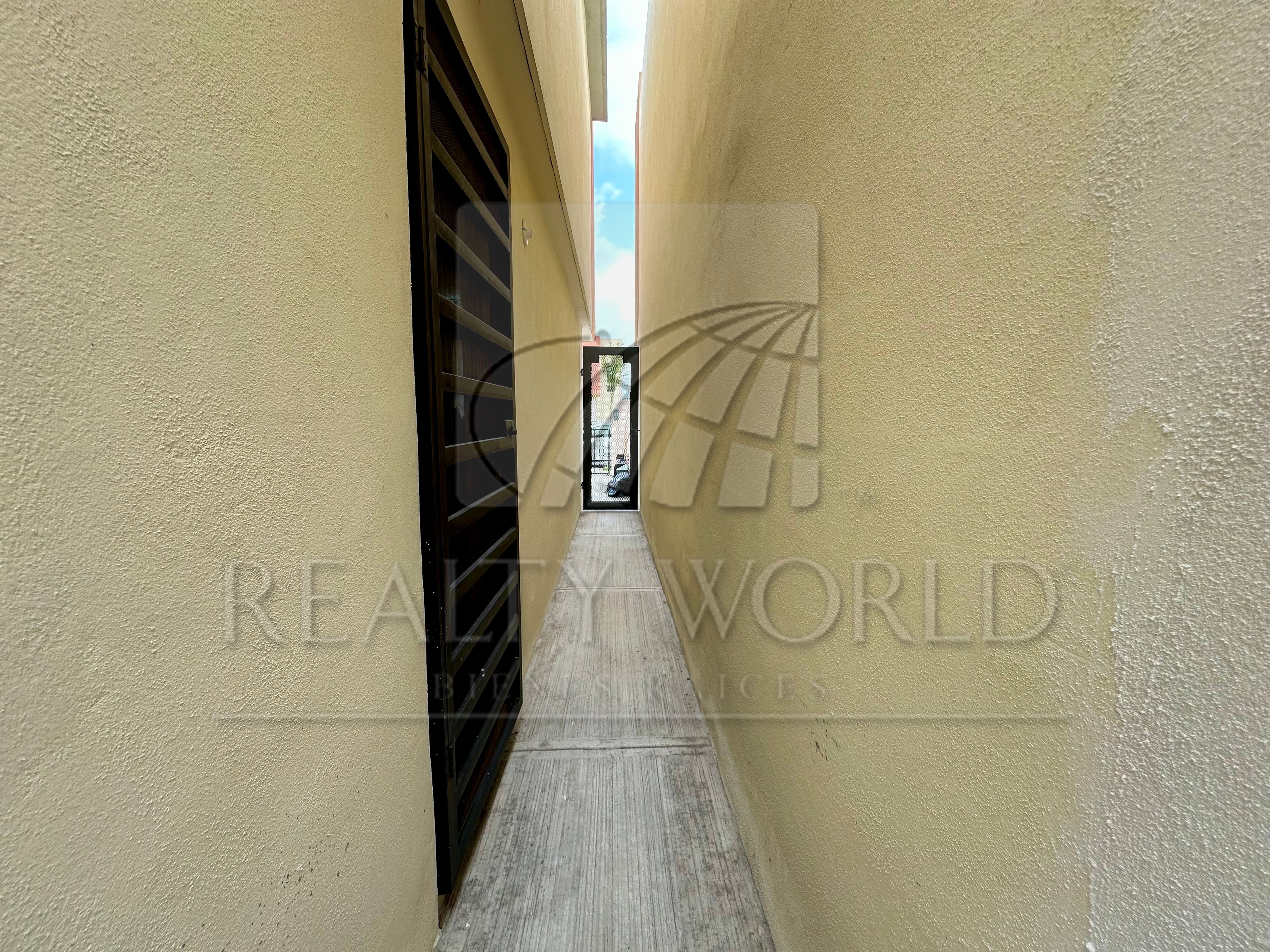 Casa en Renta en Mitras Bicentenario