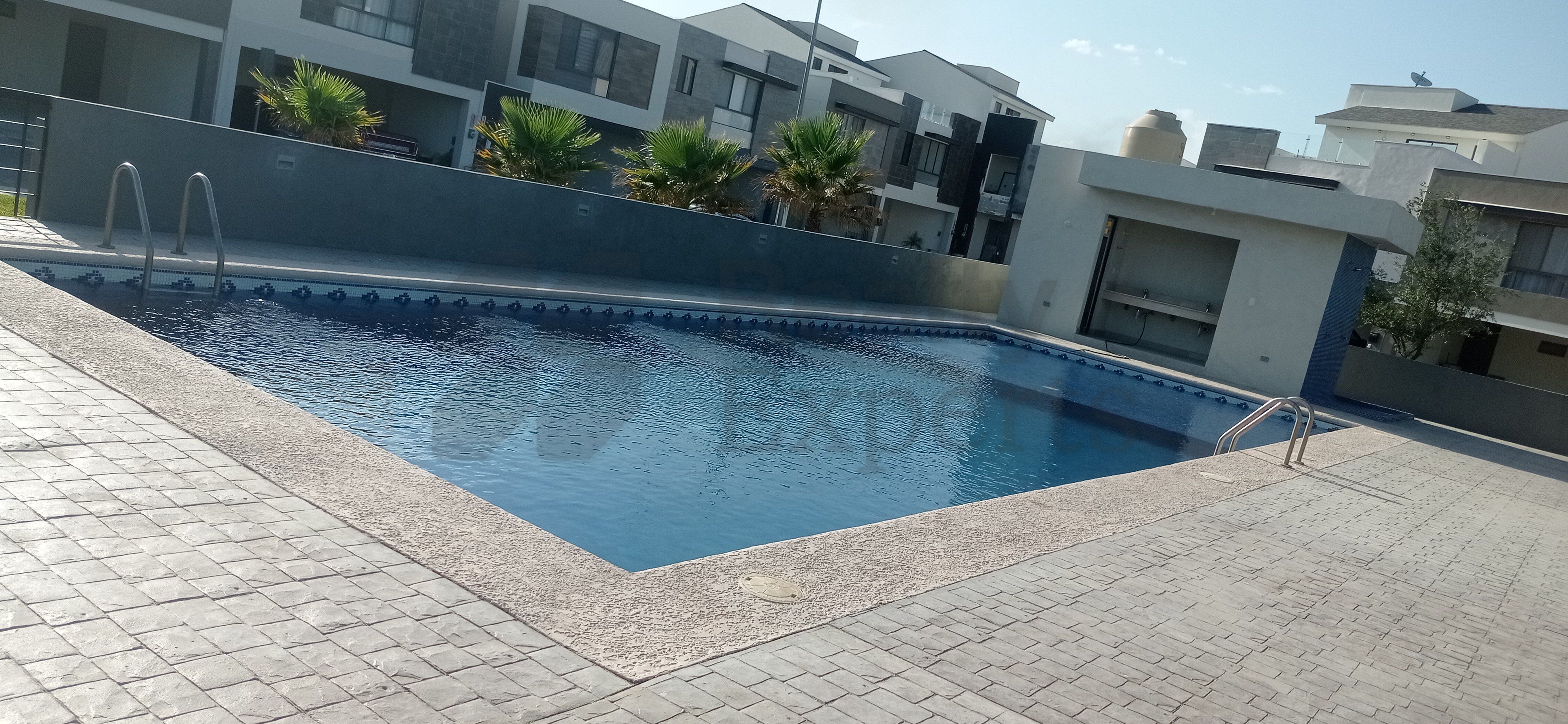 Casa en Renta en Privadas del Canada sector victoria