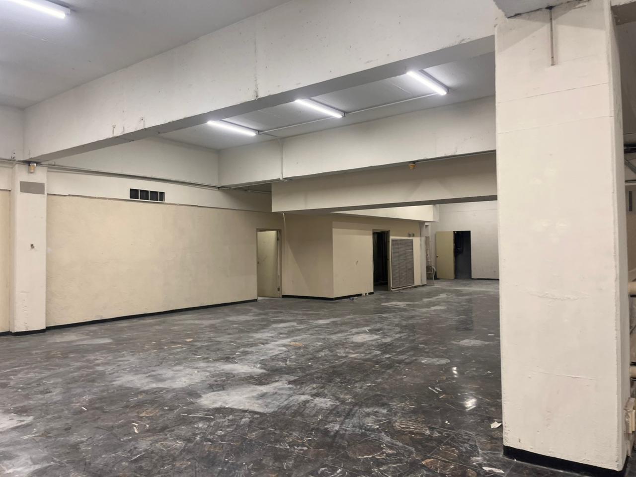 Local en Renta en Contry