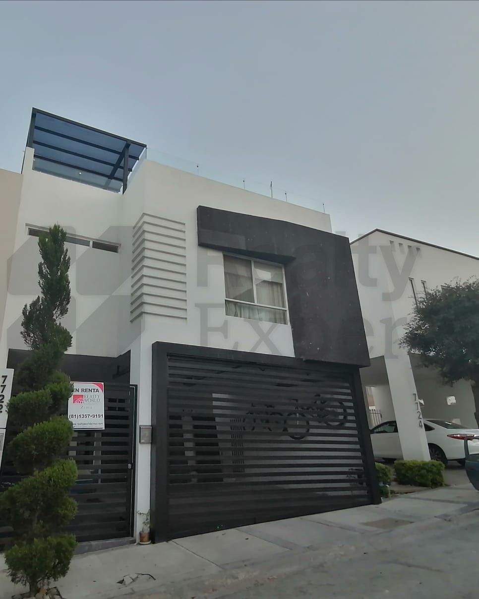 Casa en Renta en Cumbres Providencia