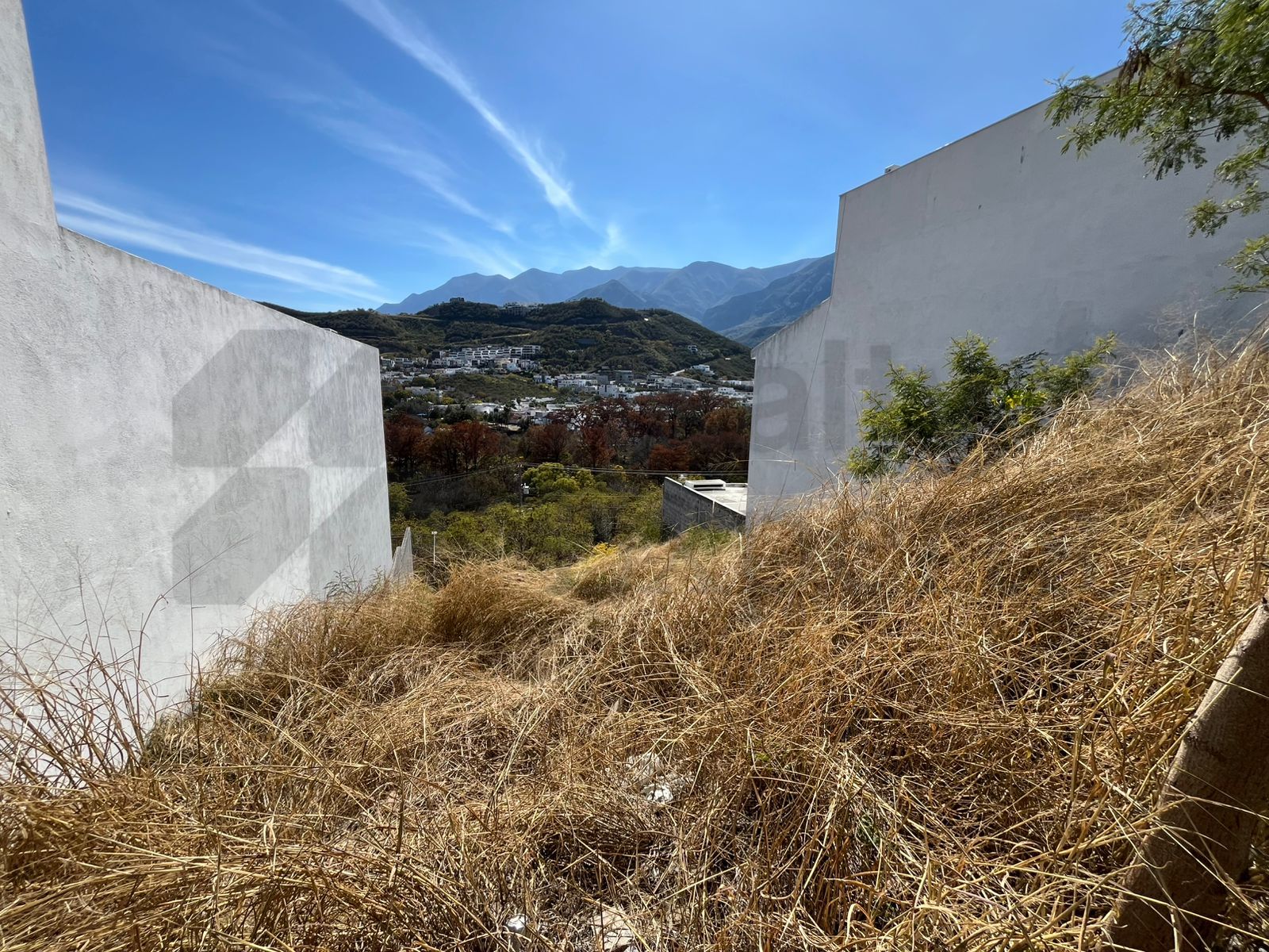 Terreno en Venta en Valle de Bosquencinos