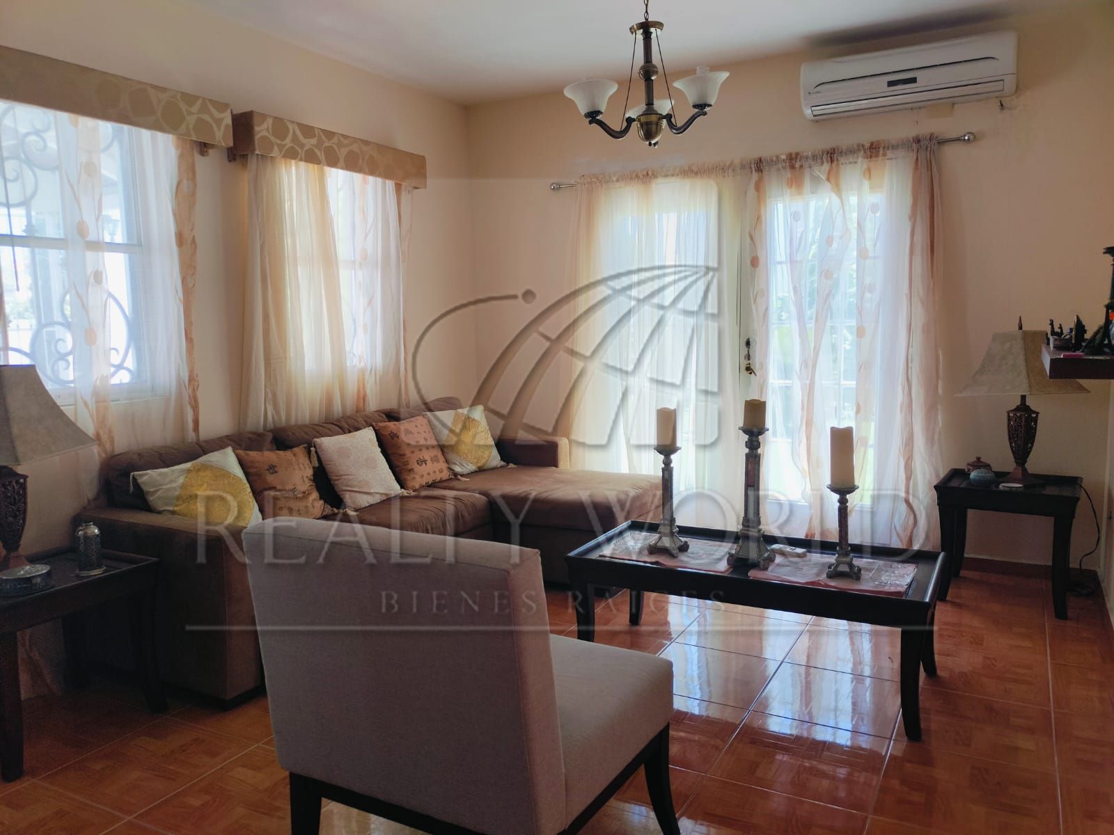 Casa en Venta en Hacienda las Flores