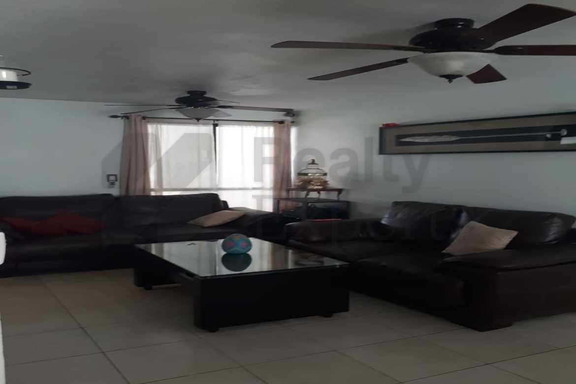 Casa en Venta en Barrio Acero