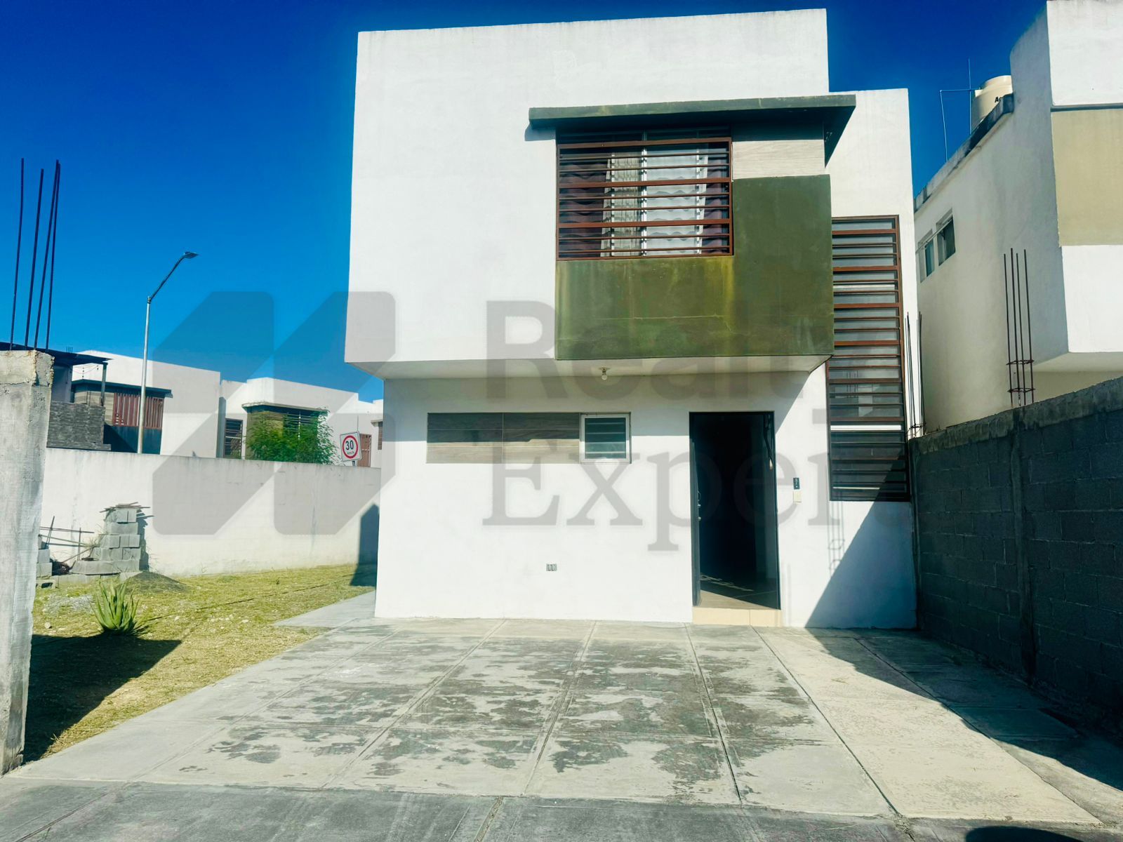 Casa en Renta en Privadas Borneo