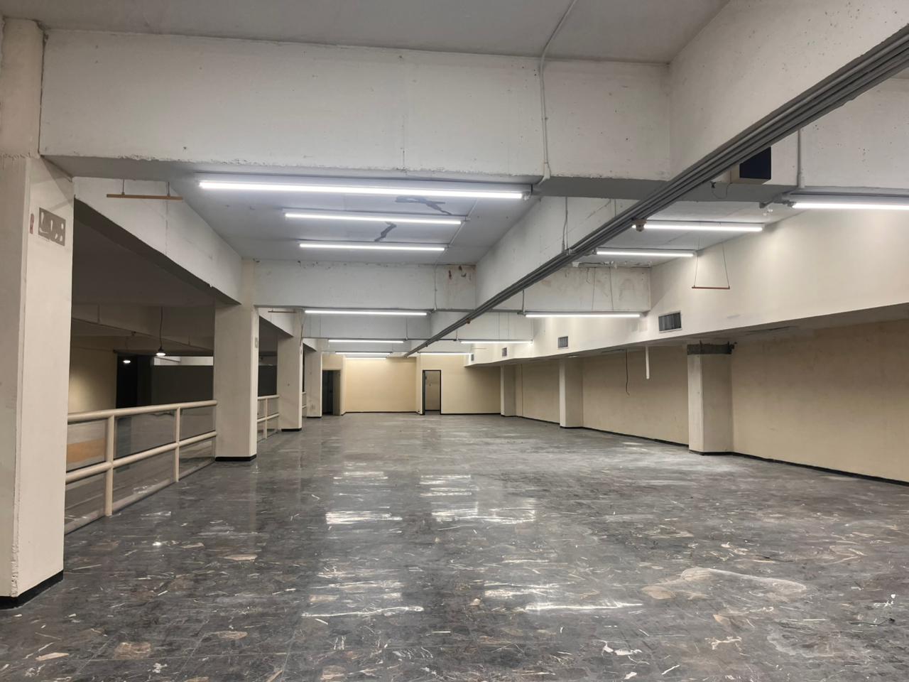 Local en Renta en Contry