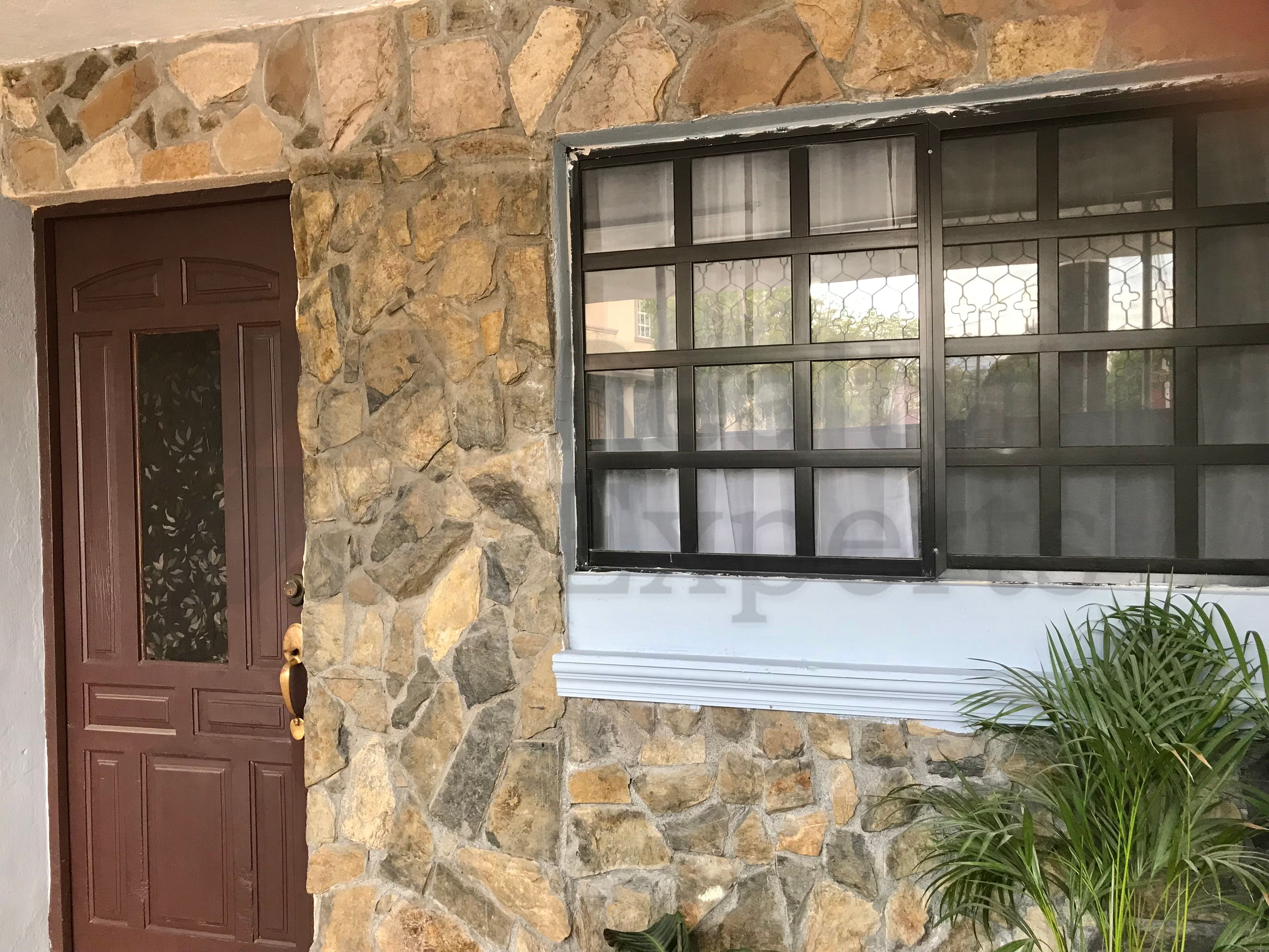 Casa en Venta en Las Puentes Sector 8