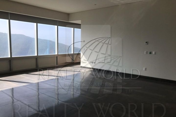 Departamento en Renta en Valle Oriente 