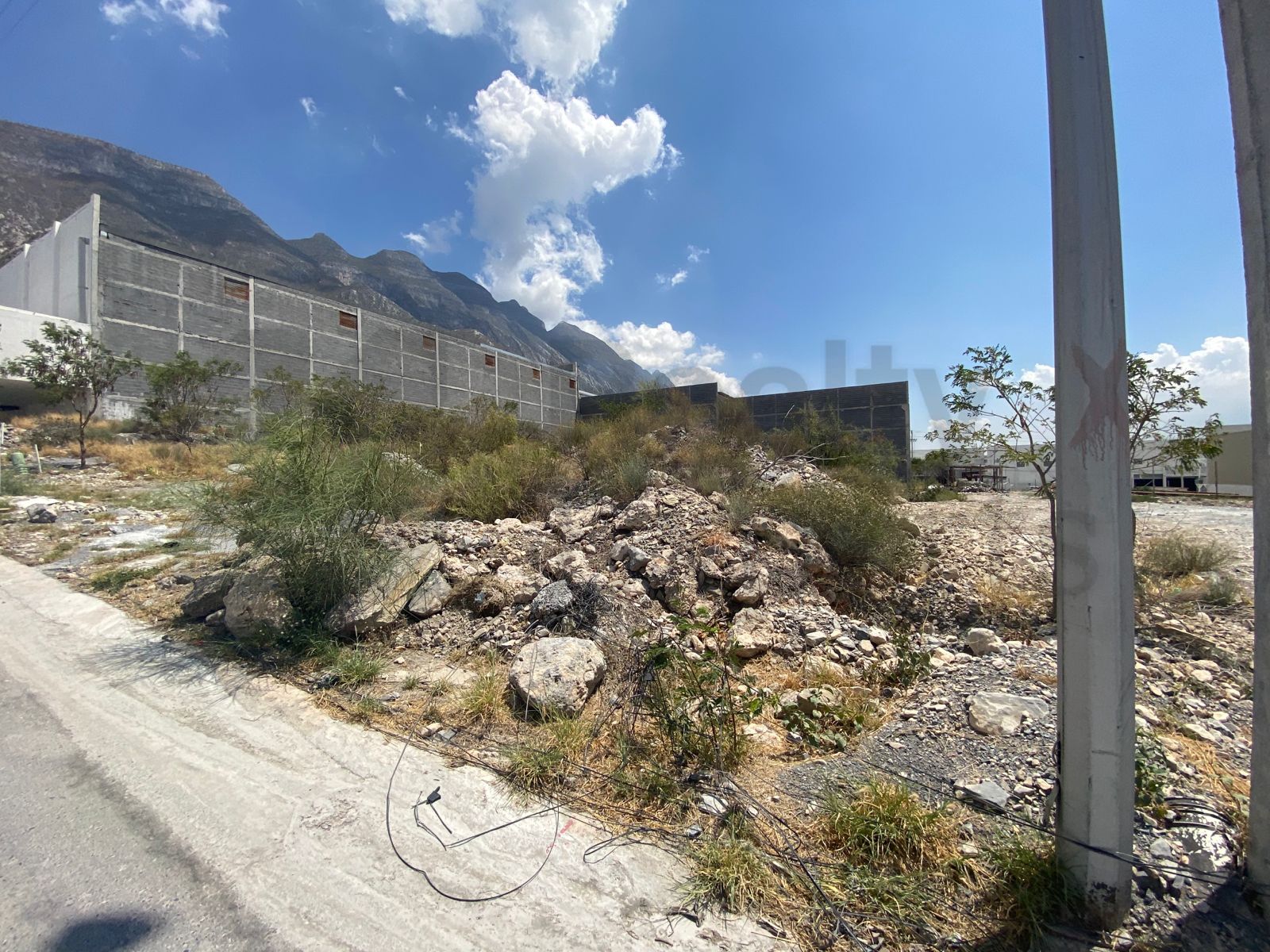 Terreno en Venta en Parque 300