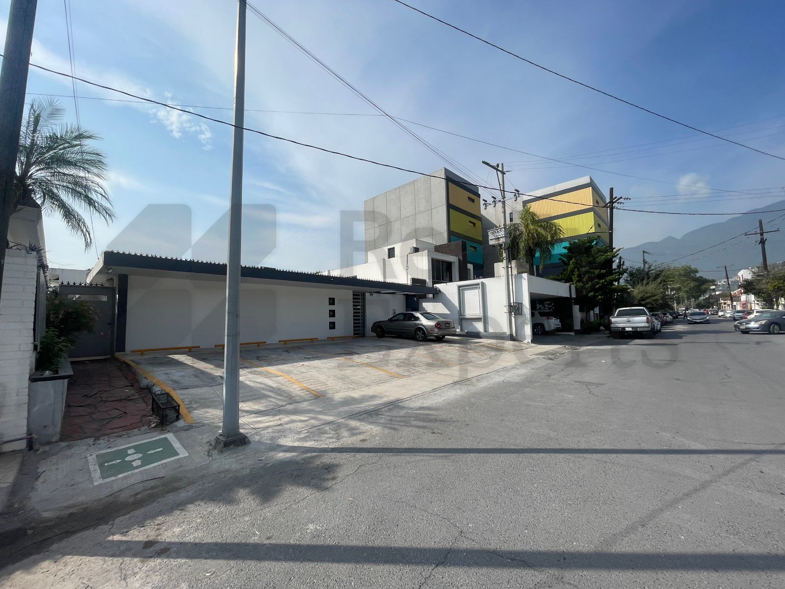 Oficina en Renta en Leones