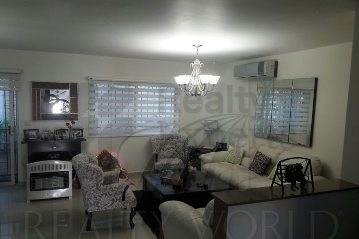 Casa en Venta en Bosques de las Cumbres