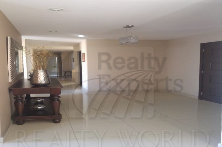 Casa en Venta en Bosques de las Cumbres