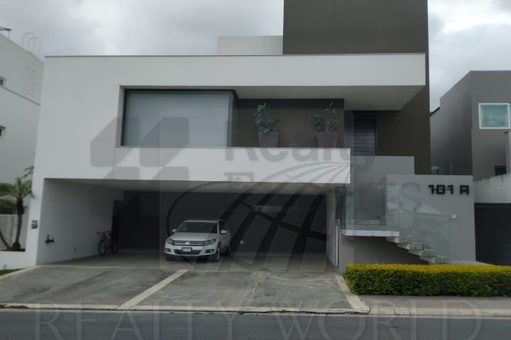 Casa en Venta en Residencial y Club de Golf la Herradura