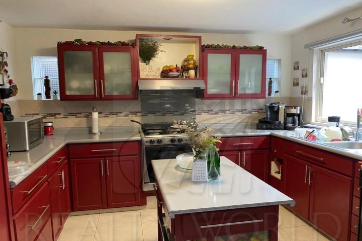 Casa en Venta en Jardines de Anáhuac