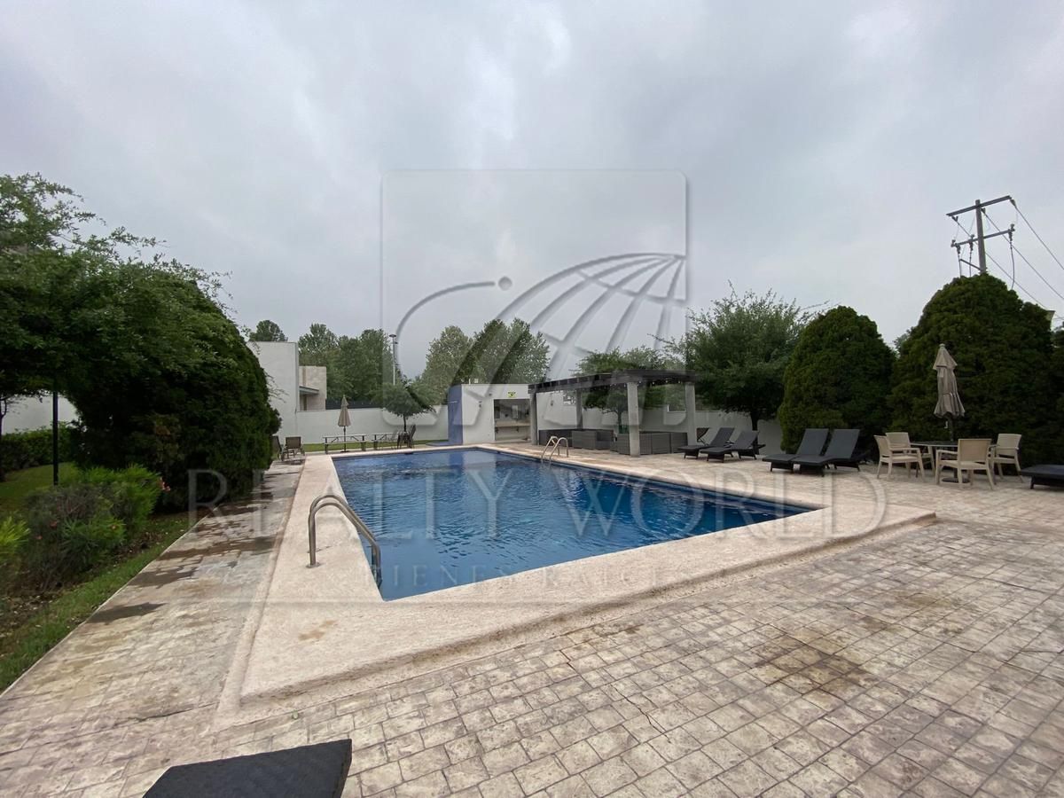 Casa en Renta en Puerta de Hierro