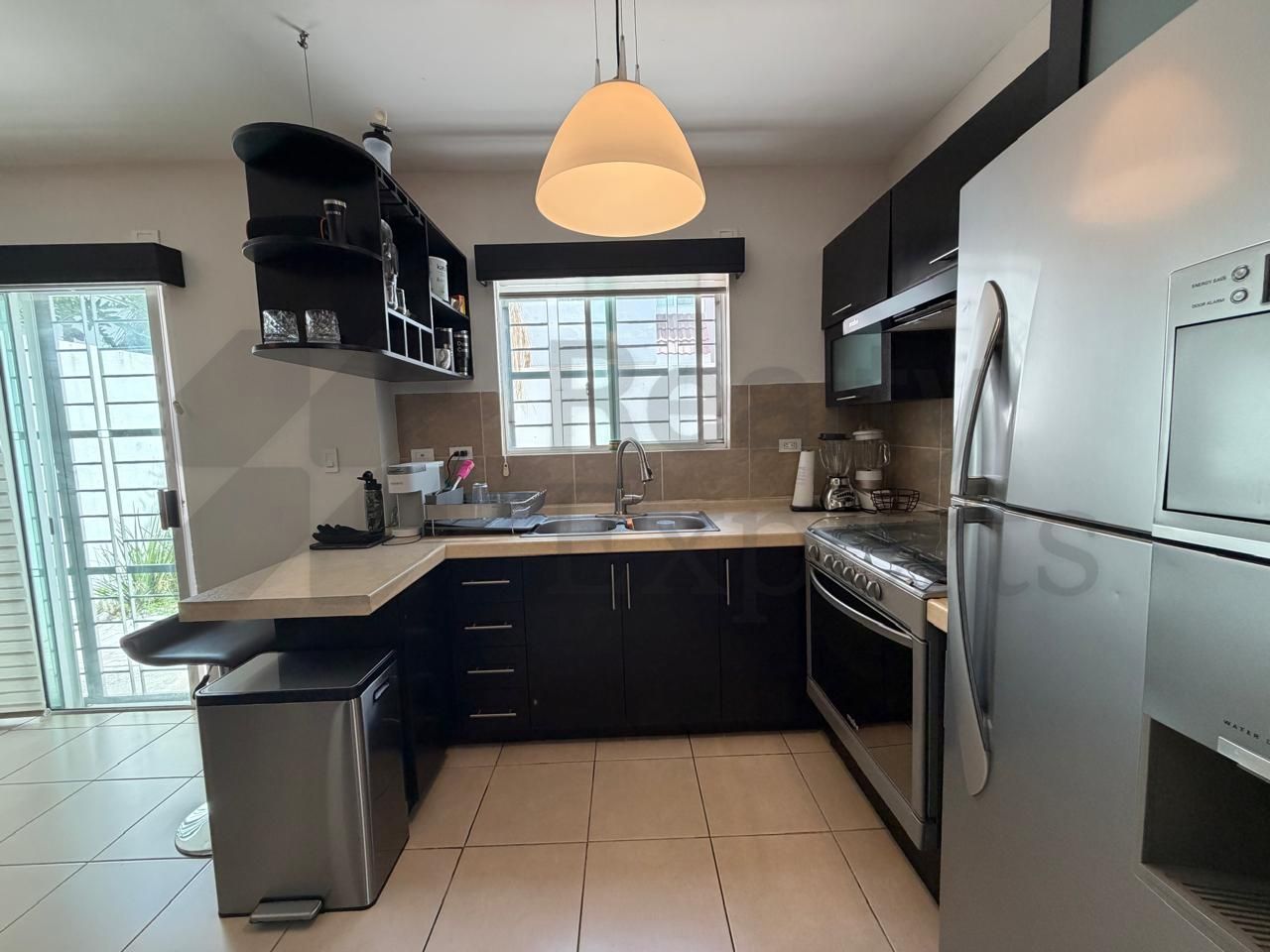 Casa en Renta en Residencial de la Sierra