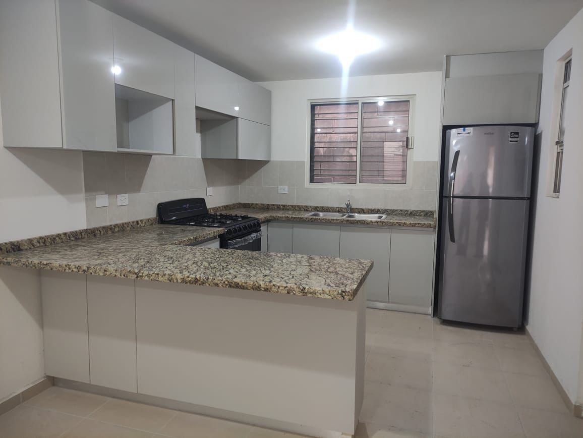 Casa en Renta en Mitras Poniente