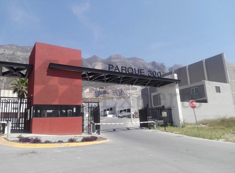 Terreno en Venta en Parque 300