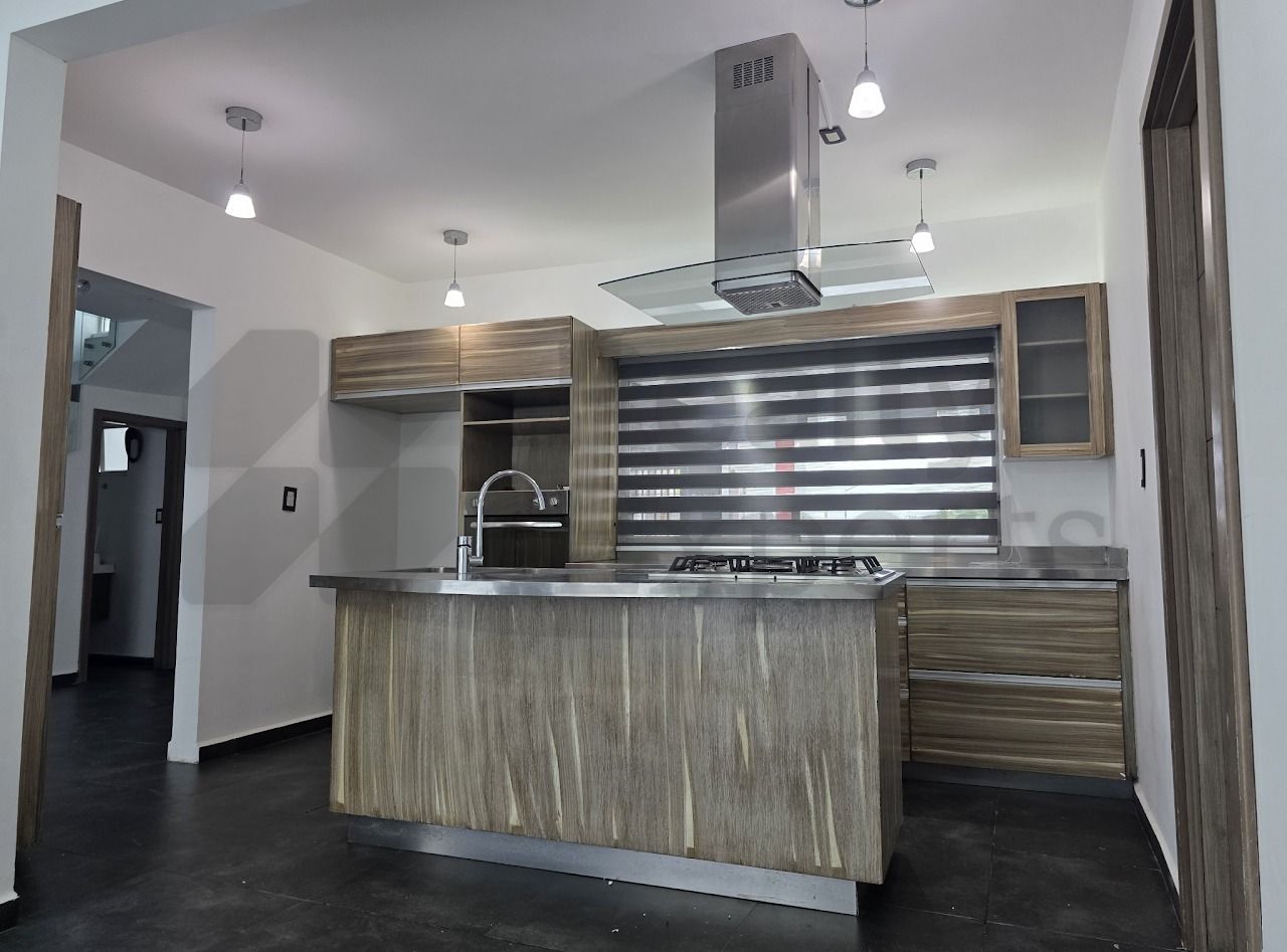 Casa en Renta en Residencial la Escondida