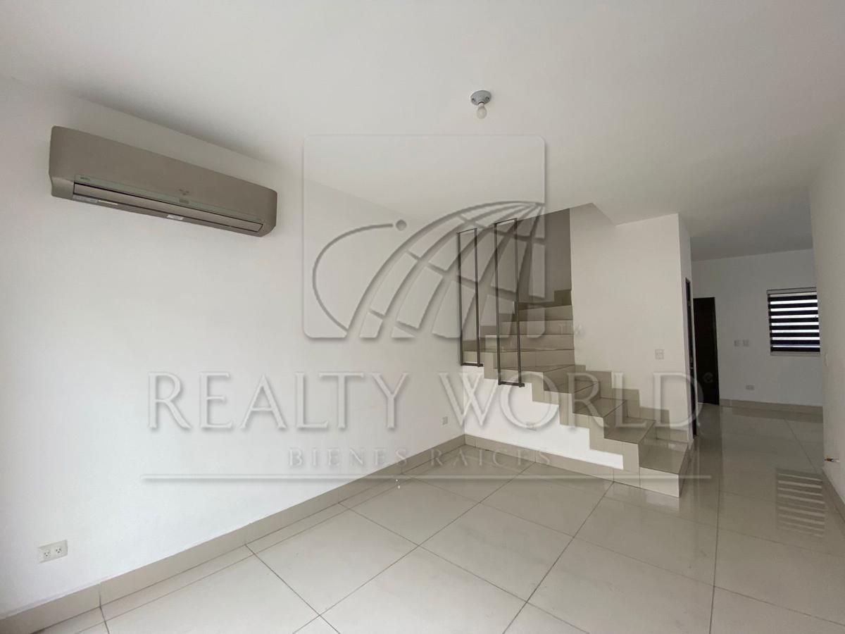 Casa en Renta en Puerta de Hierro