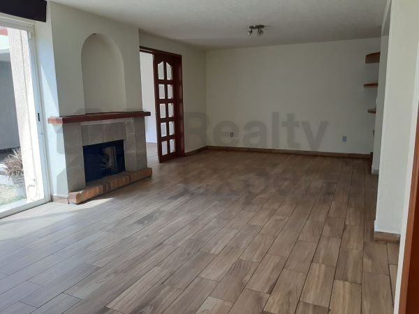 Casa en Renta en Coaxustenco