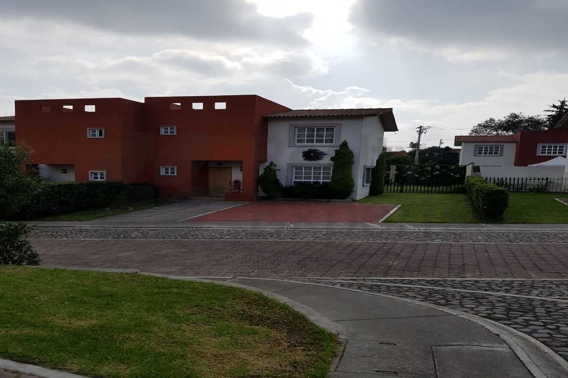 Casa en Renta en Villas del Campo
