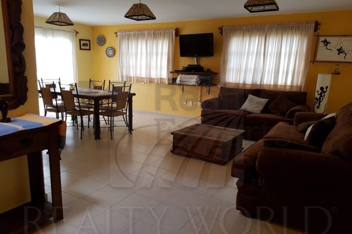 Casa en Renta en Villas del Campo