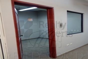 Oficina en Renta en Valle Don Camilo