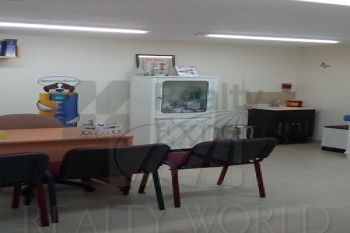 Oficina en Renta en Santa Elena