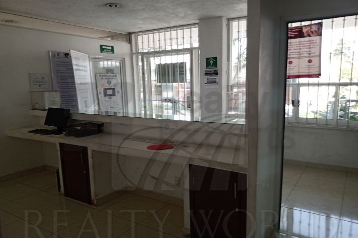 Oficina en Renta en Universidad