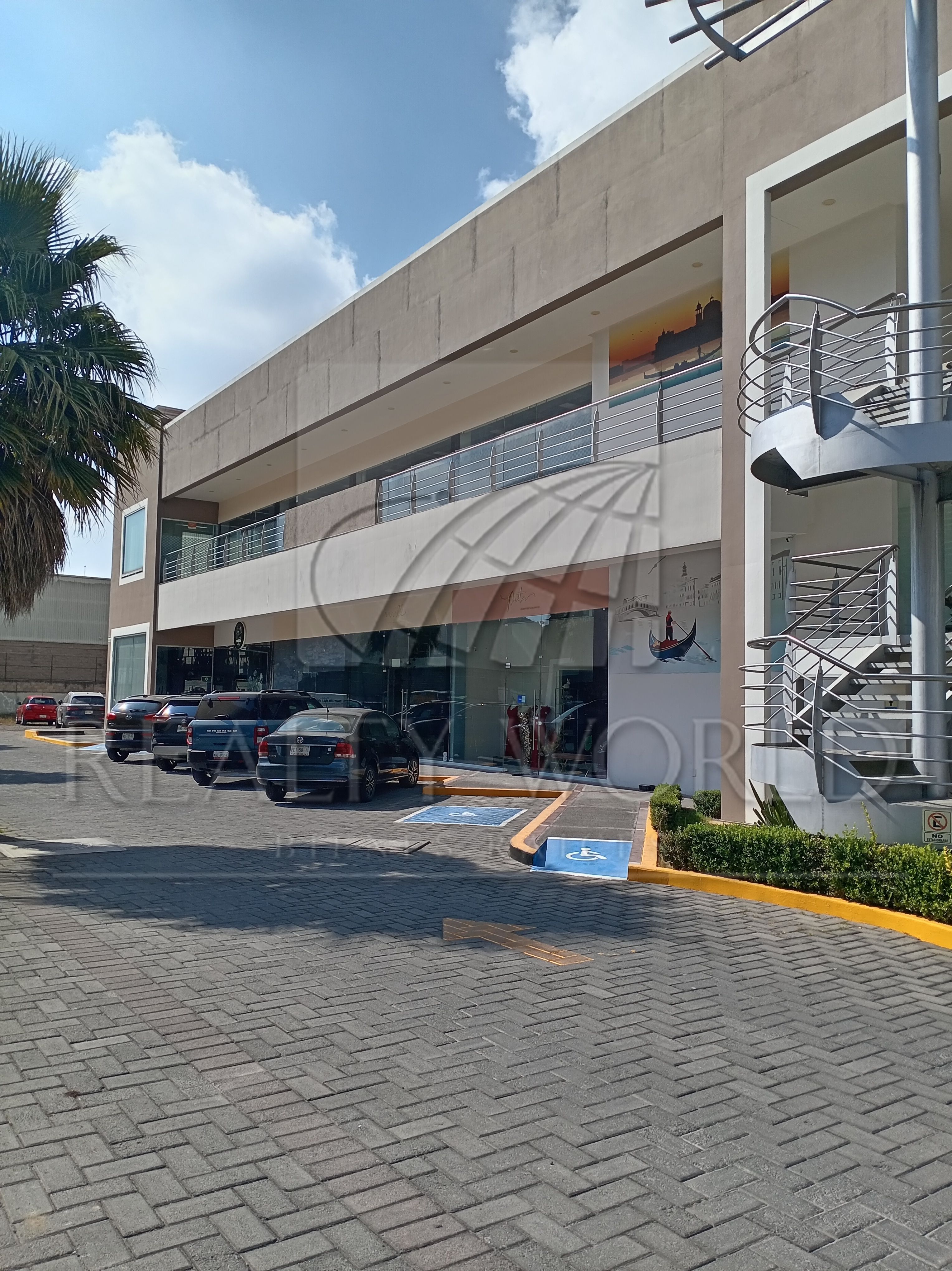 Local en Renta en Santa Cruz