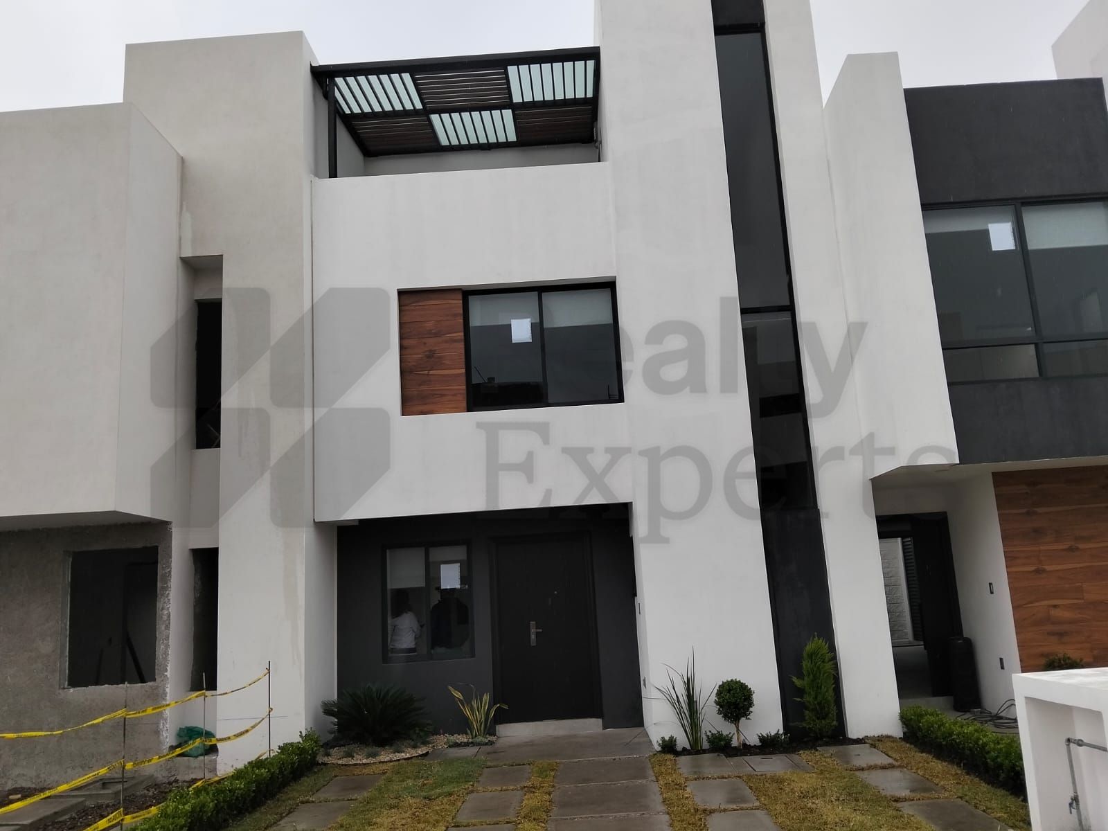 Casa en Venta en ESMERALDA 14