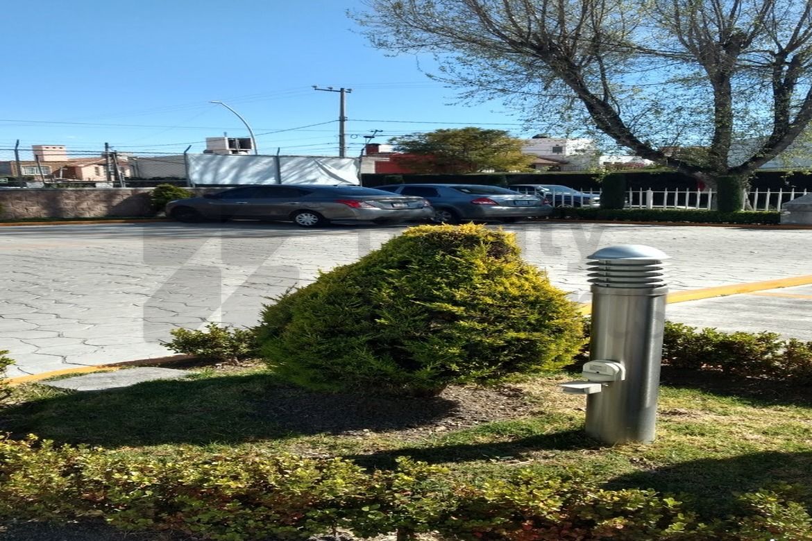 Oficina en Renta en Santiaguito