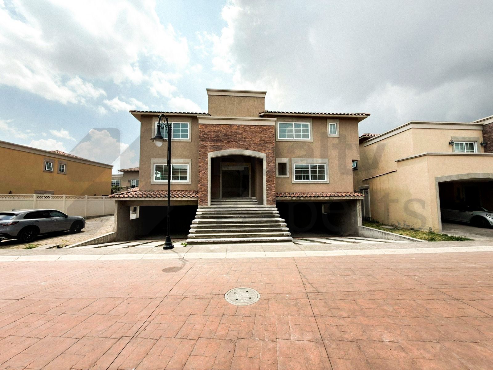 Casa en Venta en PORTOFINO ROYAL COUNTRY CLUB