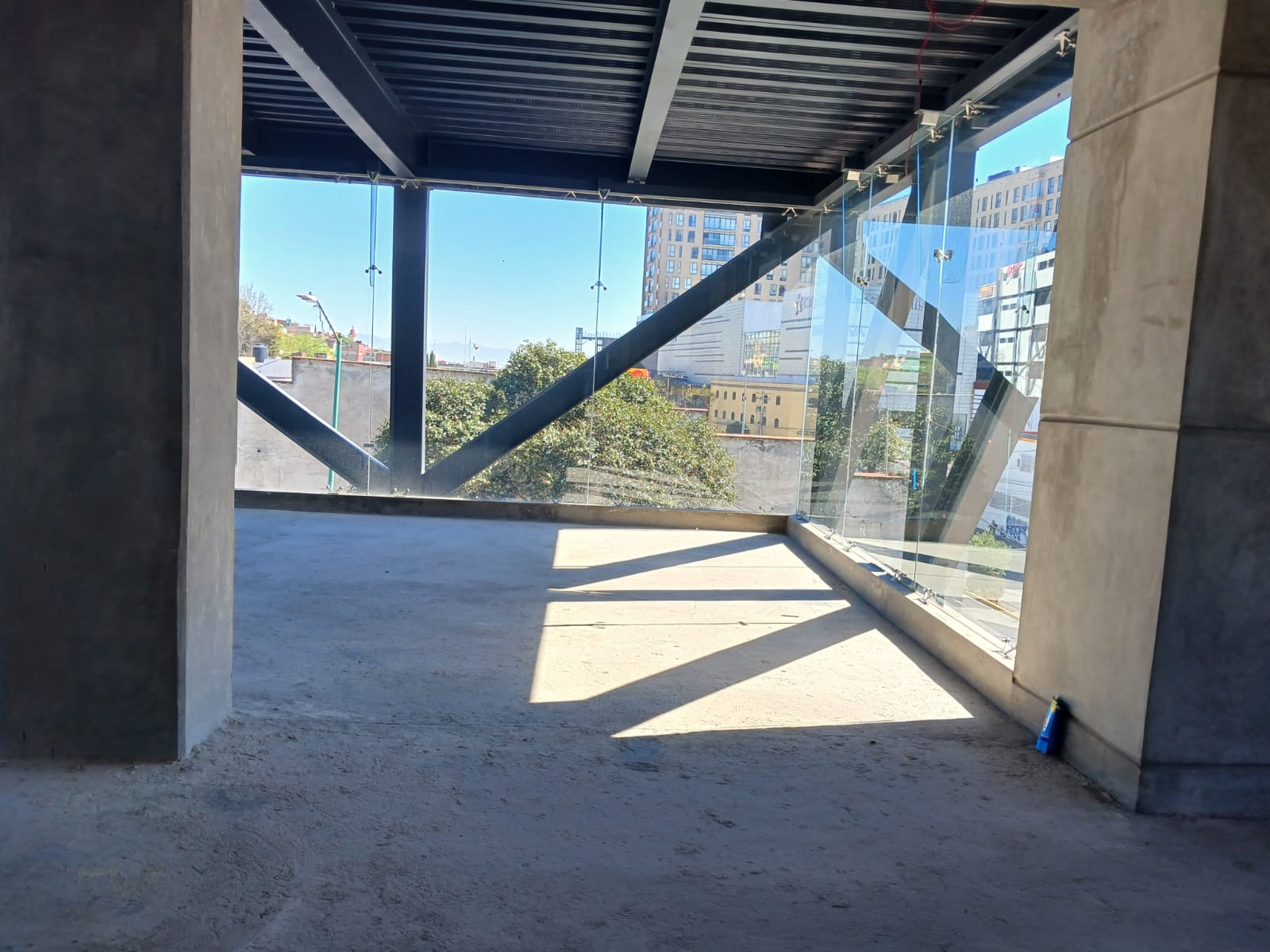 Edificio de Oficinas en Renta en Sor Juana Inés de la Cruz