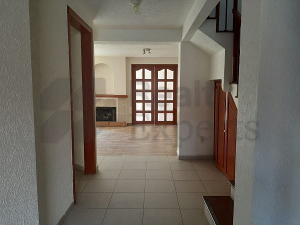 Casa en Renta en Coaxustenco