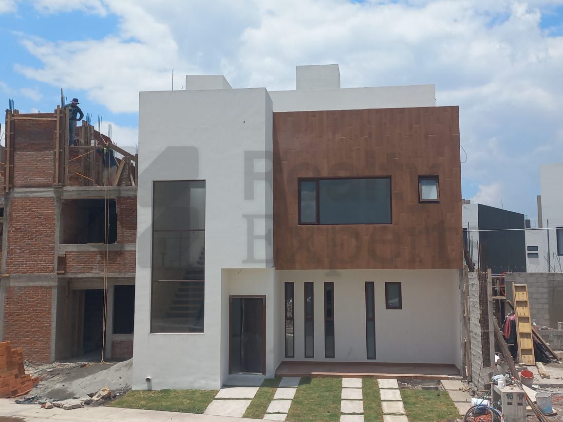 Casa en Venta en Santa Ana Tlapaltitlán