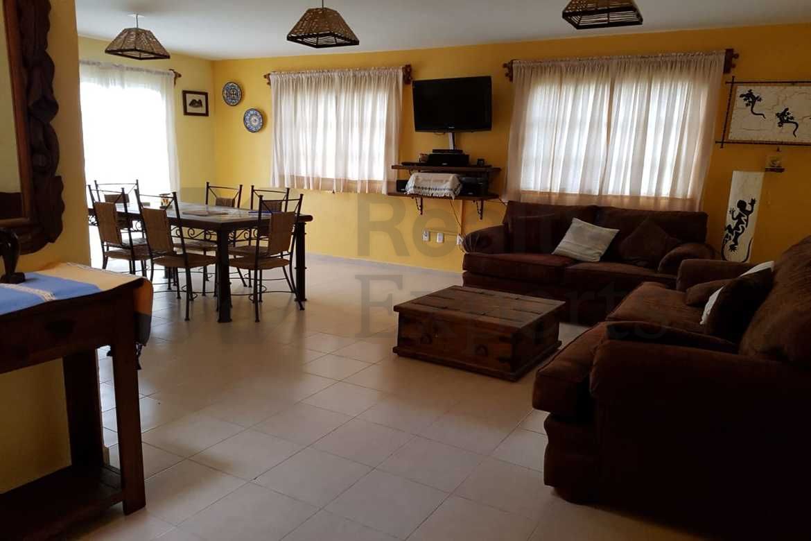 Casa en Renta en Villas del Campo