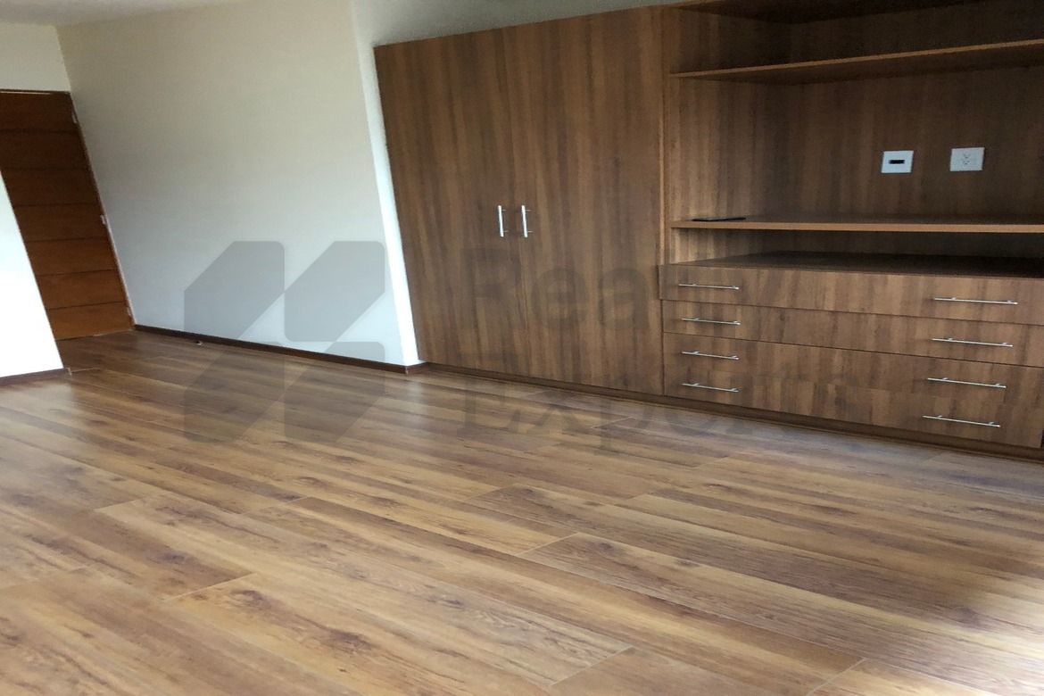 Casa en Renta en Valle de Encinos