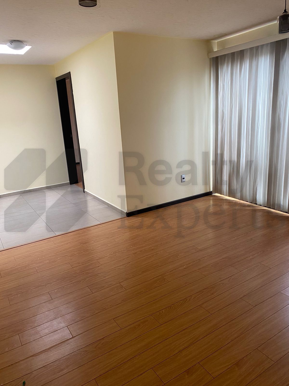 Casa en Renta en San Salvador Tizatlalli