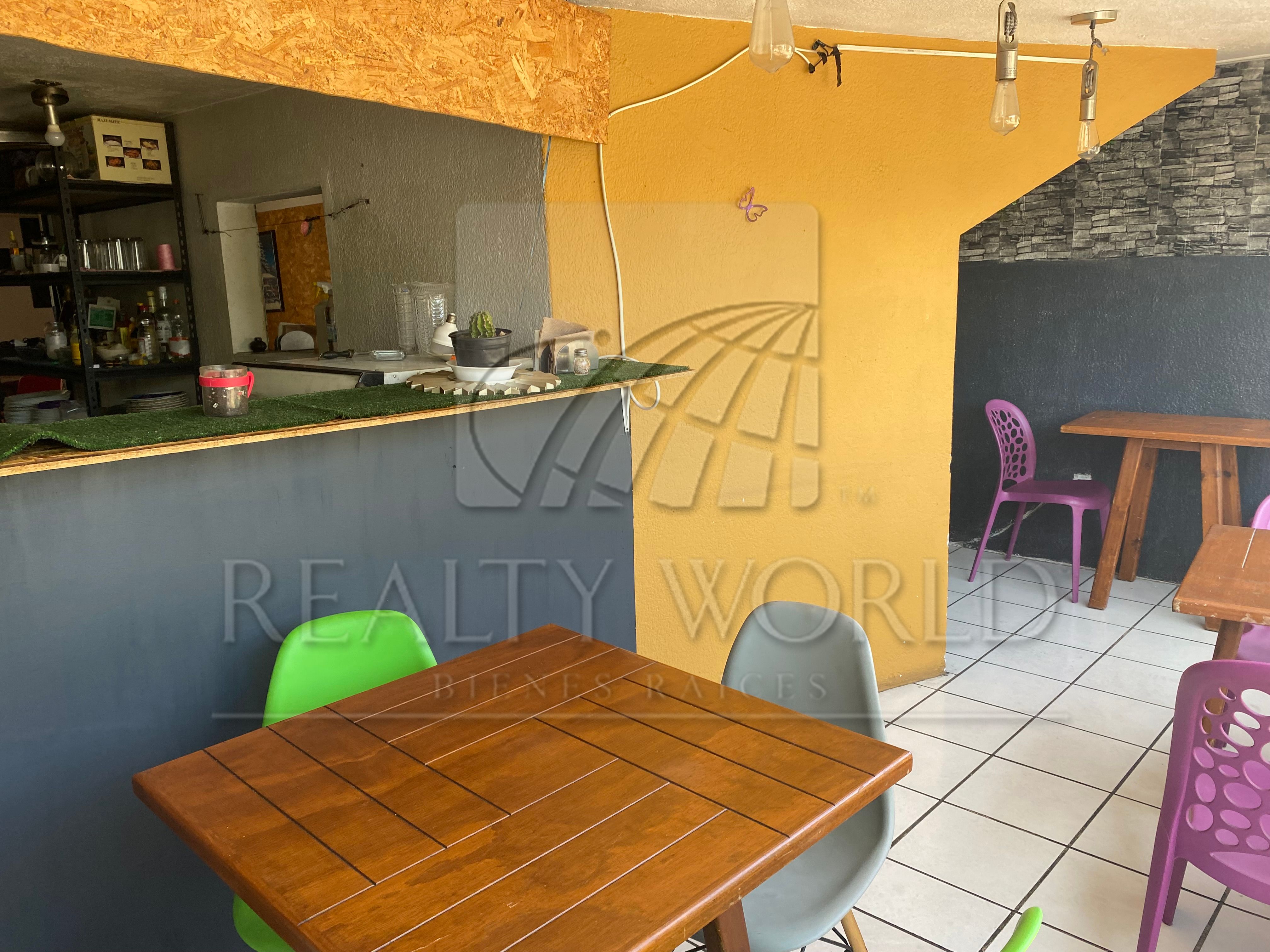 Edificio Mixto en Venta en Electricistas Locales