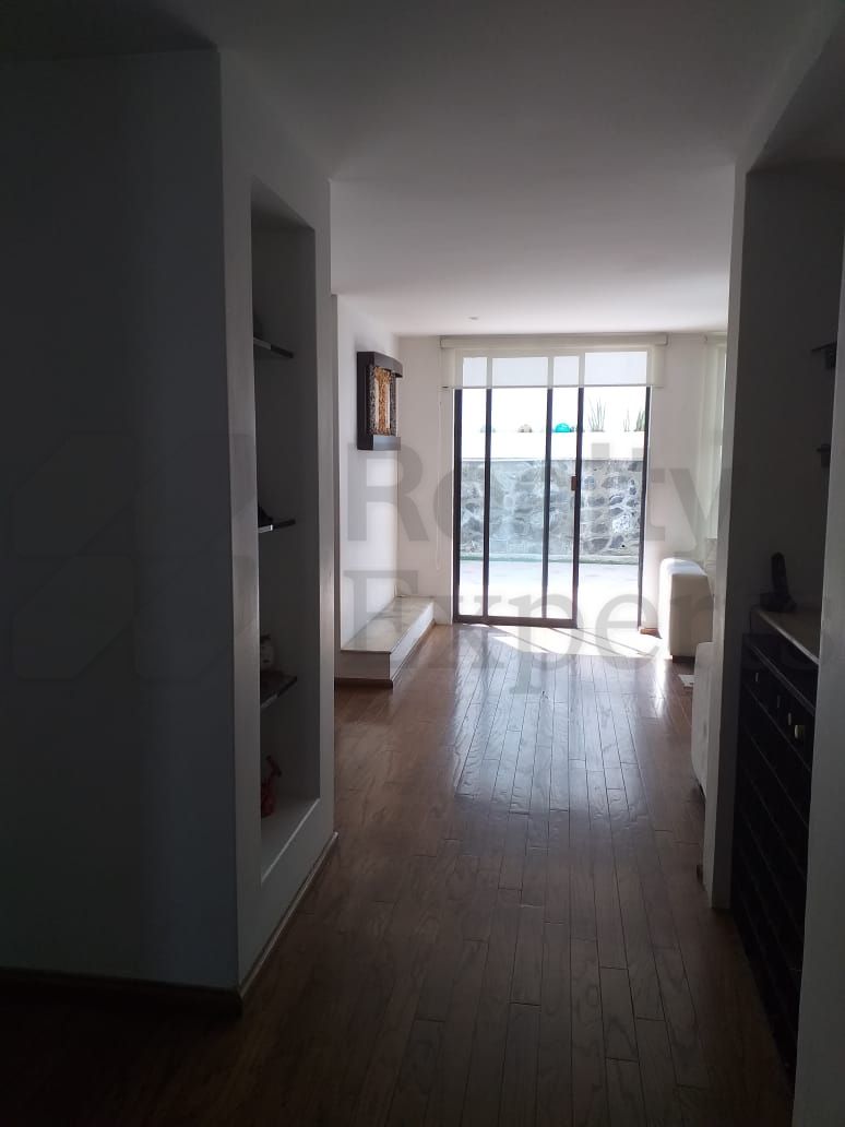 Casa en Renta en Villa de las Lomas
