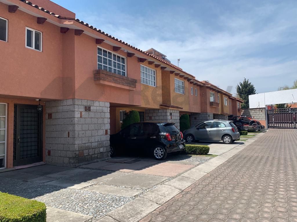 Casa en Renta en San Salvador Tizatlalli